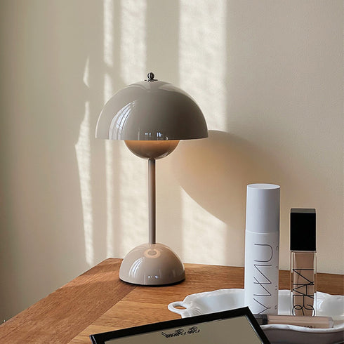 Nordic Denmark Flower Bud Lamp Wedding Lamp Table Lamp